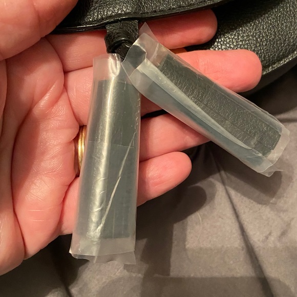 VICTORIA SECRET CROSS BODY PURSE - Picture 12 of 14